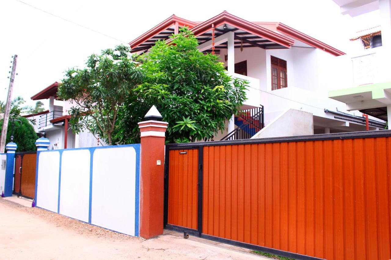 Amal Guest House Mirissa Esterno foto