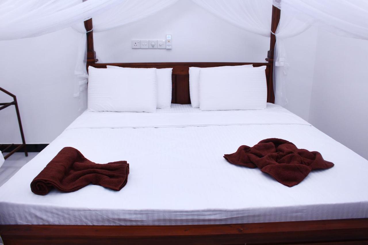 Amal Guest House Mirissa Esterno foto