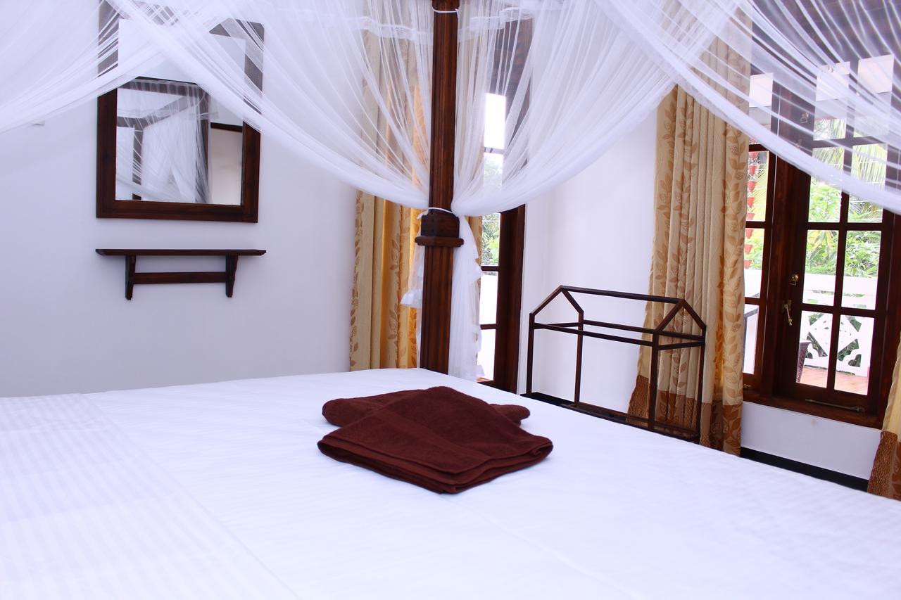 Amal Guest House Mirissa Esterno foto